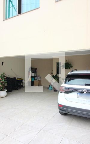 Casa à venda com 196m², 3 quartos e 4 vagasGaragem