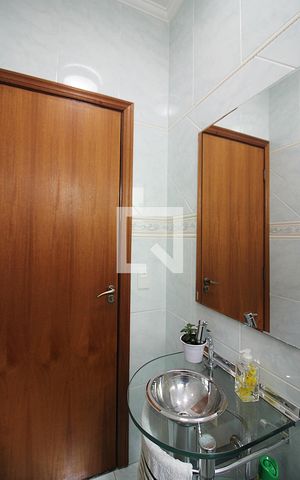 Casa à venda com 196m², 3 quartos e 4 vagasLavabo