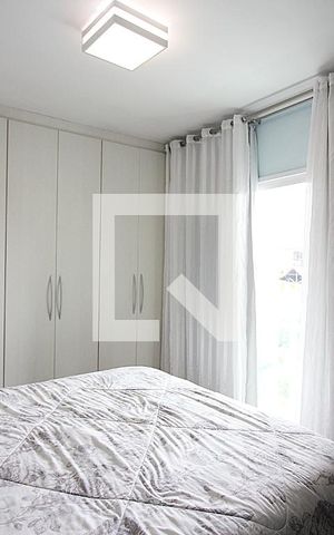 Casa à venda com 196m², 3 quartos e 4 vagasQuarto 1 - Suíte