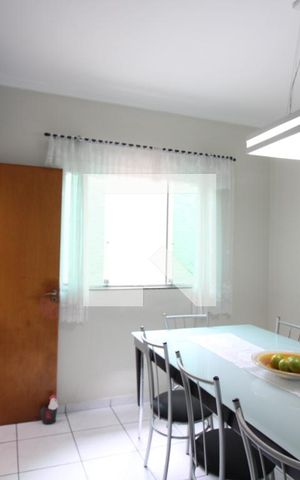 Casa à venda com 196m², 3 quartos e 4 vagasCopa e Cozinha