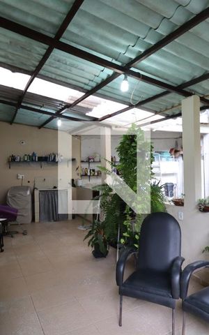 Casa à venda com 100m², 2 quartos e 2 vagasÁrea de Serviço