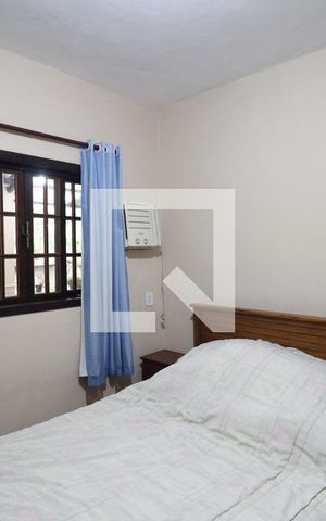 Casa à venda com 100m², 2 quartos e 2 vagasQuarto 1