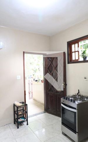 Casa à venda com 100m², 2 quartos e 2 vagasCozinha