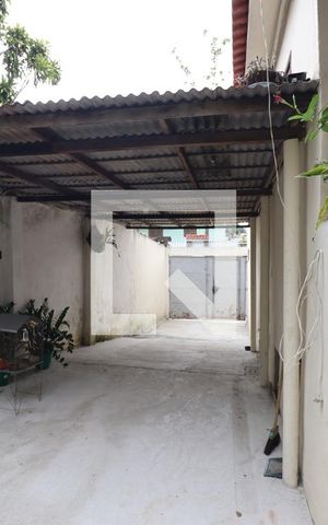 Casa à venda com 100m², 2 quartos e 2 vagasGaragem