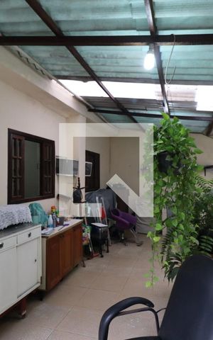 Casa à venda com 100m², 2 quartos e 2 vagasÁrea de Serviço