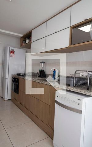 Apartamento à venda com 77m², 2 quartos e 1 vagaCozinha