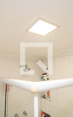 Apartamento à venda com 130m², 3 quartos e 3 vagas Apartamento à venda com 130m², 3 quartos e 3 vagasBanheiro 2