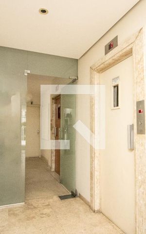 Apartamento à venda com 130m², 3 quartos e 3 vagas Apartamento à venda com 130m², 3 quartos e 3 vagasÁrea comum- hall dos elevadores