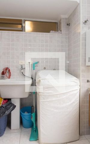 Apartamento à venda com 130m², 3 quartos e 3 vagas Apartamento à venda com 130m², 3 quartos e 3 vagasÁrea de serviço