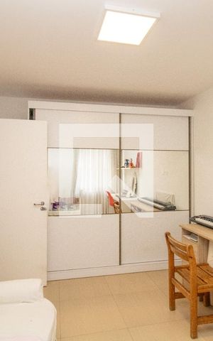 Apartamento à venda com 130m², 3 quartos e 3 vagas Apartamento à venda com 130m², 3 quartos e 3 vagasQuarto 3