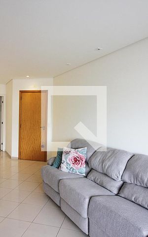 Apartamento para alugar com 130m², 3 quartos e 3 vagasSala