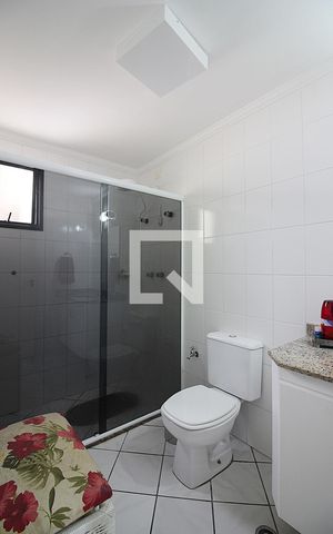 Apartamento para alugar com 130m², 3 quartos e 3 vagasQuarto 1 - Suíte Banheiro