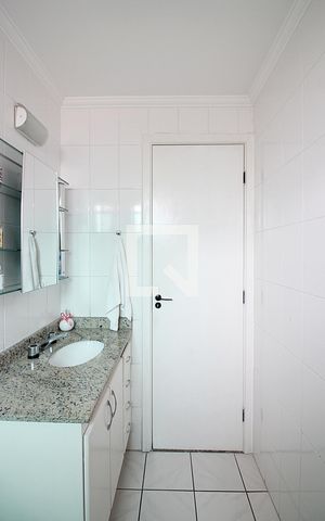 Apartamento para alugar com 130m², 3 quartos e 3 vagasBanheiro Social