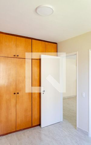 Apartamento à venda com 45m², 1 quarto e 1 vagaQuarto