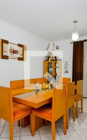 Casa à venda com 280m², 5 quartos e 3 vagasSala
