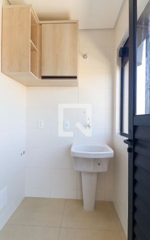 Apartamento para alugar com 51m², 2 quartos e 1 vagaCozinha e Área de Serviço