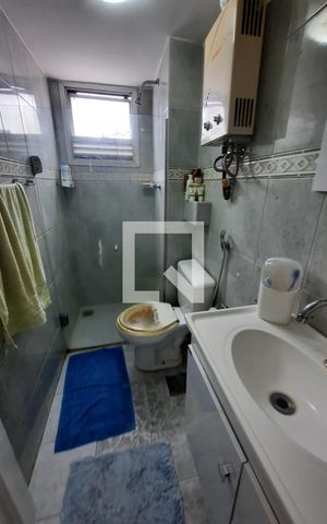 Apartamento à venda com 58m², 2 quartos e 1 vaga Apartamento à venda com 58m², 2 quartos e 1 vagaBanheiro