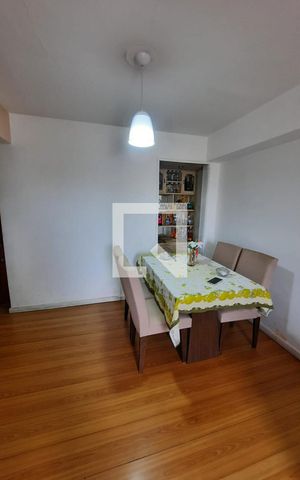 Apartamento à venda com 58m², 2 quartos e 1 vaga Apartamento à venda com 58m², 2 quartos e 1 vagaSala