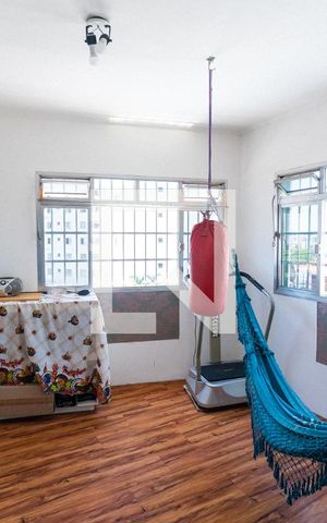Casa para alugar com 100m², 3 quartos e sem vaga Casa para alugar com 100m², 3 quartos e sem vagaQuarto 3