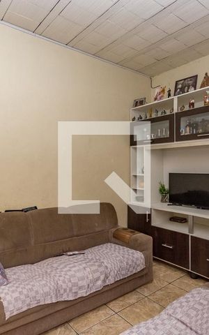 Casa à venda com 380m², 2 quartos e sem vaga Casa à venda com 380m², 2 quartos e sem vagaSala