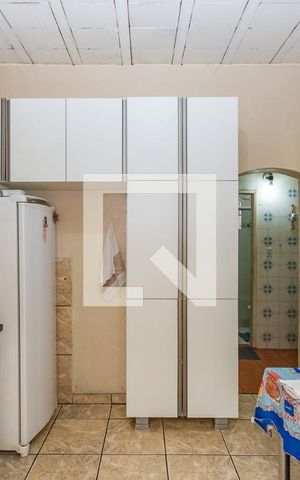 Casa à venda com 380m², 2 quartos e sem vaga Casa à venda com 380m², 2 quartos e sem vagaCozinha