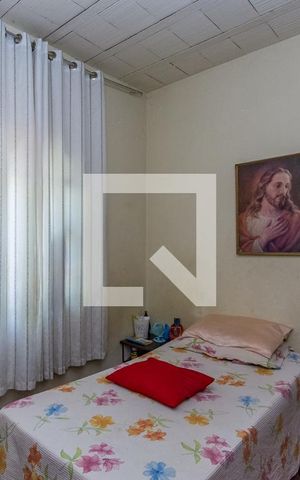 Casa à venda com 380m², 2 quartos e sem vaga Casa à venda com 380m², 2 quartos e sem vagaQuarto 1