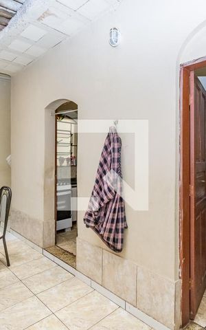Casa à venda com 380m², 2 quartos e sem vaga Casa à venda com 380m², 2 quartos e sem vagaCopa