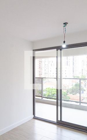 Studio à venda com 37m², 1 quarto e 1 vaga Studio à venda com 37m², 1 quarto e 1 vagaSala