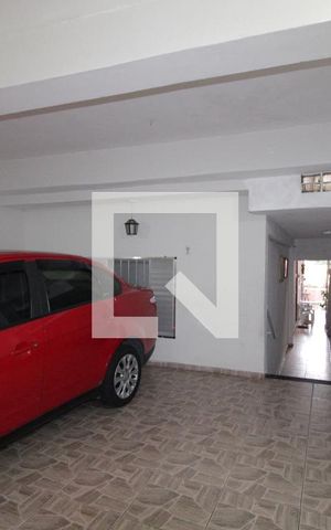Casa à venda com 140m², 2 quartos e 2 vagasGaragem