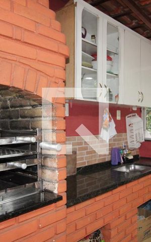Casa à venda com 140m², 2 quartos e 2 vagasárea de lazer