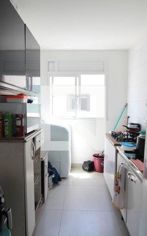 Apartamento para alugar com 48m², 2 quartos e 1 vagaCozinha e Área de Serviço