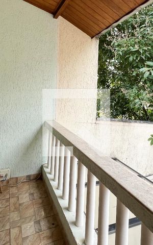 Casa para alugar com 230m², 3 quartos e 1 vagaSacada