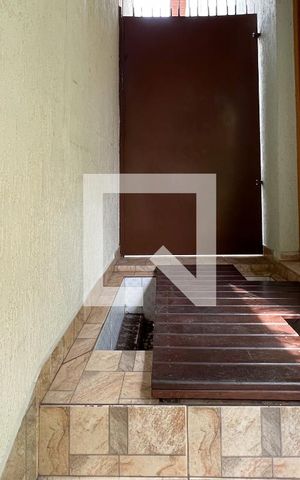 Casa para alugar com 230m², 3 quartos e 1 vagaHall