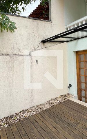 Casa para alugar com 230m², 3 quartos e 1 vagaVaranda
