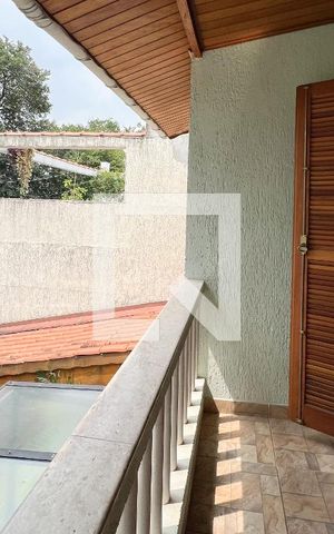 Casa para alugar com 230m², 3 quartos e 1 vagaSacada