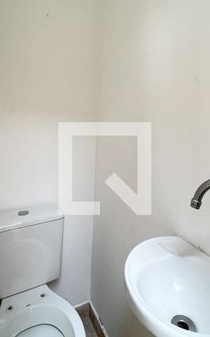 Casa para alugar com 230m², 3 quartos e 1 vagaBanheiro de Serviço