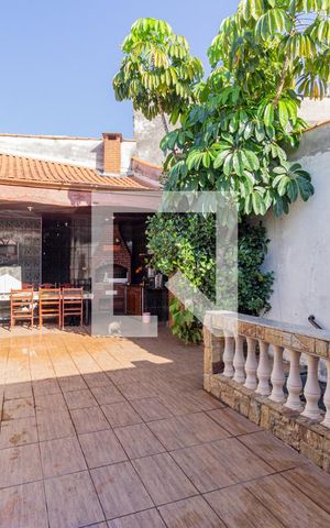 Casa à venda com 150000m², 4 quartos e 1 vagaQuintal