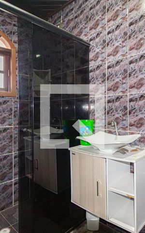 Casa à venda com 150000m², 4 quartos e 1 vagaBanheiro da suíte 4