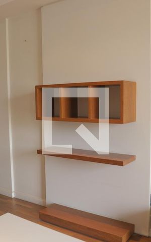 Apartamento à venda com 72m², 2 quartos e 2 vagasSala