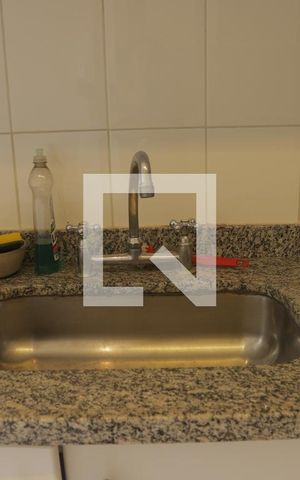 Apartamento à venda com 72m², 2 quartos e 2 vagasCozinha