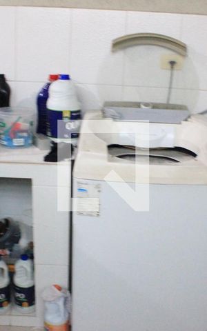 Casa para alugar com 400m², 5 quartos e 8 vagasLavanderia