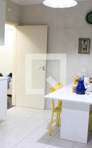 Casa para alugar com 400m², 5 quartos e 8 vagasCozinha