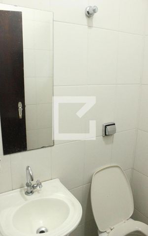 Casa para alugar com 400m², 5 quartos e 8 vagasBanheiro do Quarto 4