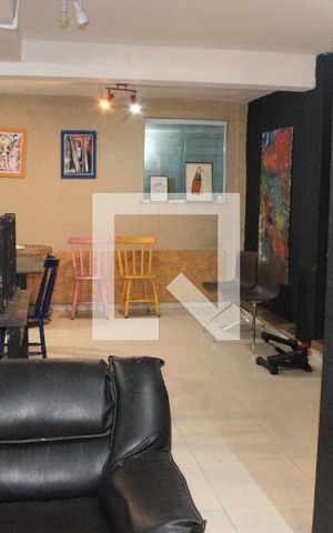 Casa para alugar com 400m², 5 quartos e 8 vagasÁrea comum - Salão de festas