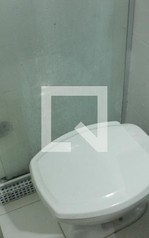 Casa para alugar com 400m², 5 quartos e 8 vagasBanheiro da Suíte