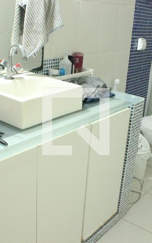 Casa para alugar com 400m², 5 quartos e 8 vagasBanheiro Quarto 2