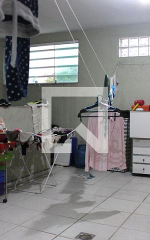 Casa para alugar com 400m², 5 quartos e 8 vagasLavanderia