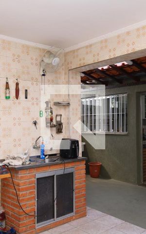 Casa à venda com 250m², 4 quartos e 4 vagasÁrea de Serviço