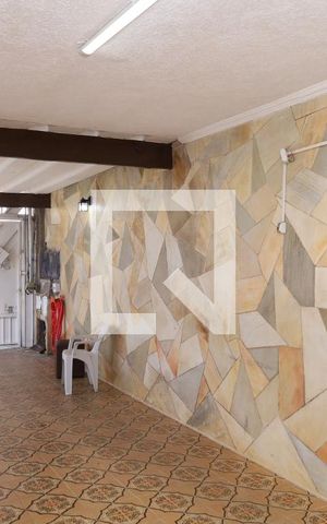 Casa à venda com 250m², 4 quartos e 4 vagasGaragem
