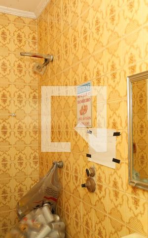 Casa à venda com 250m², 4 quartos e 4 vagasBanheiro de Serviço